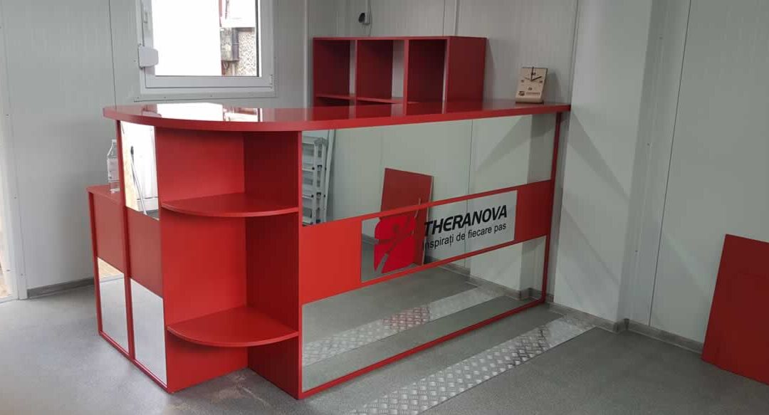 Receptie de firma – birou rosu